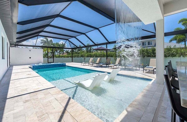 Beheizter Pool