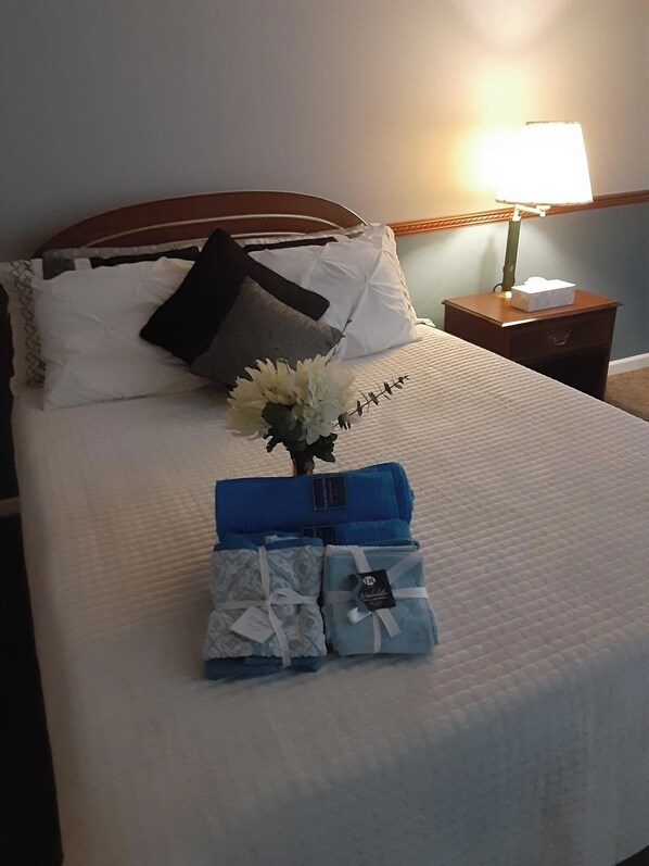 1 bedroom, WiFi, bed sheets