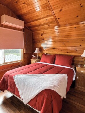 4 bedrooms, WiFi, bed sheets