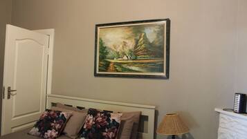 3 Schlafzimmer, BĂŒgeleisen/BĂŒgelbrett, kostenloses WLAN, BettwĂ€sche