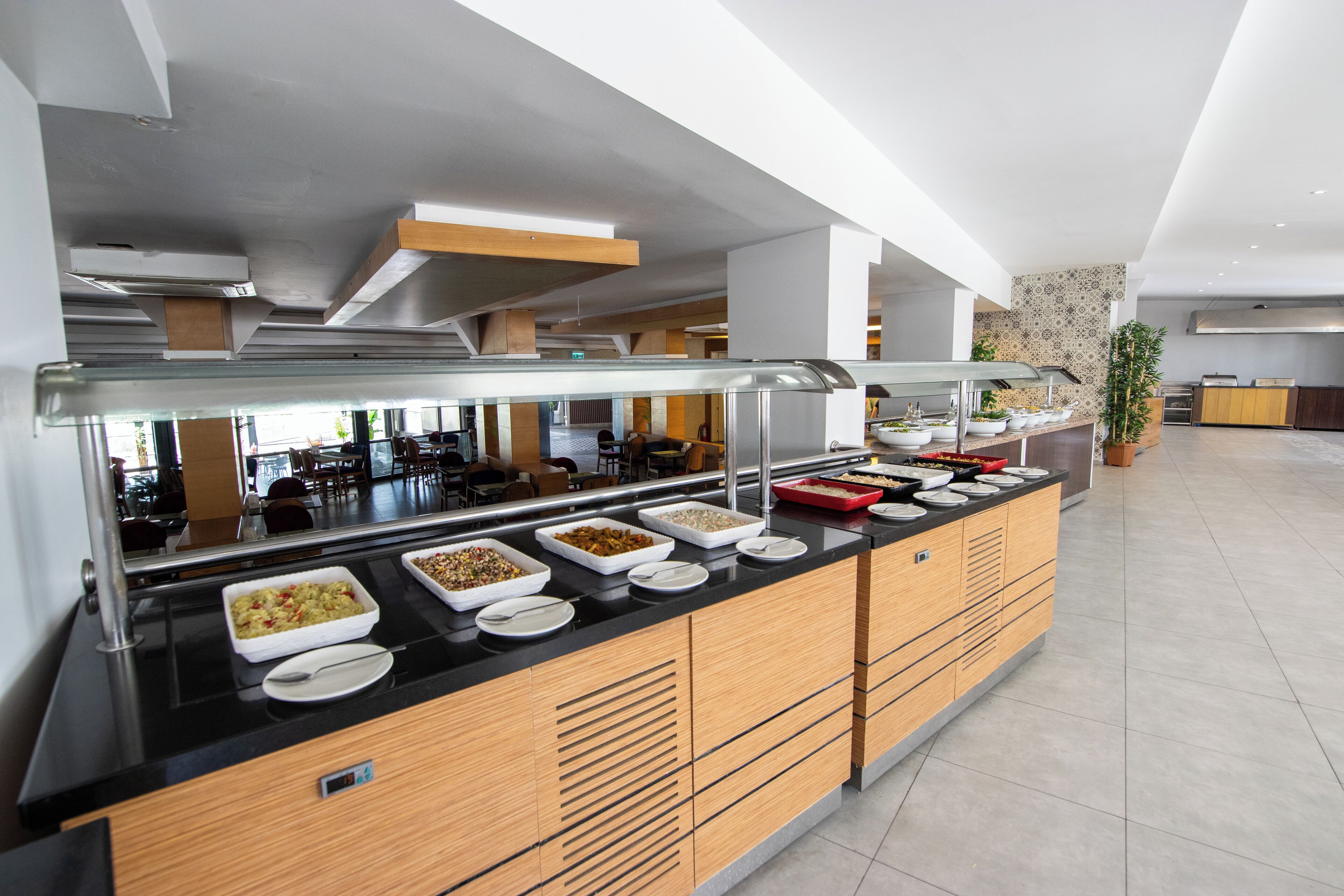 Photo - point beach hotel