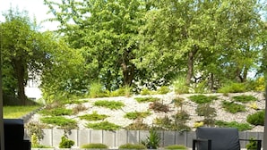 Premium-Apartment, barrierefrei, zum Garten hin | Terrasse/Patio