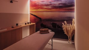 Körperbehandlungen, Aromatherapie, Warmsteinmassagen