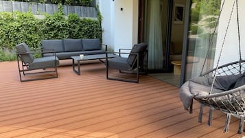 Premium Apartment, Accessible, Garden Area | Terrace/patio