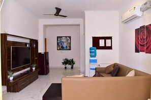 Living area - Arkaya Inn (Gurugram)