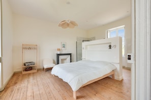 6 bedrooms, free WiFi