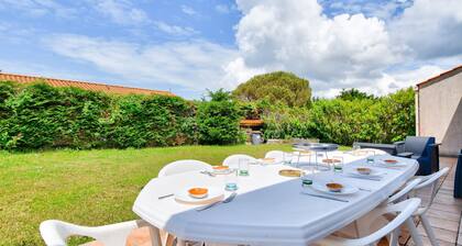 Family house for 8 at 750m from the beach