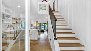 Interior - 3B/3B, Sleeps 6, Lakeview, Beach Access + Free Attraction Tickets! (Miramar Beach)