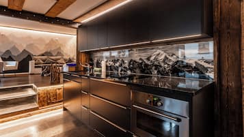 Appart'hôtel Confort, balcon | Cuisine privée