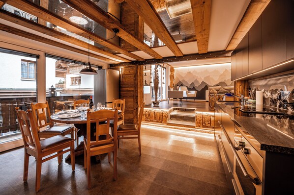 Comfort Condo, Balcony | Living area | 42-inch flat-screen TV with satellite channels, TV, toys - Apartment KANNE village center Zermatt (Zermatt)