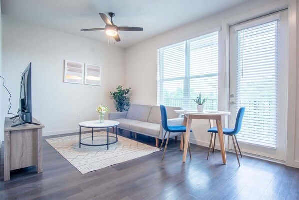 Televisión y oficina