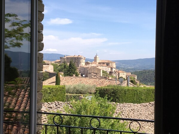 Interior - Appartement au 1er Étage D'un Bastidon Situé Dans une Résidence Avec Piscine (Gordes)