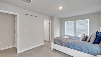 Townhome, 3 Bedrooms | 3 bedrooms, desk, laptop workspace, free WiFi