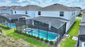 Exterior - Paradise Point At Windsor Island Resort Orlando By Shine Villas 10 Bedroom Villa (Davenport)