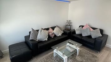 Cottage | Living area | TV, fireplace