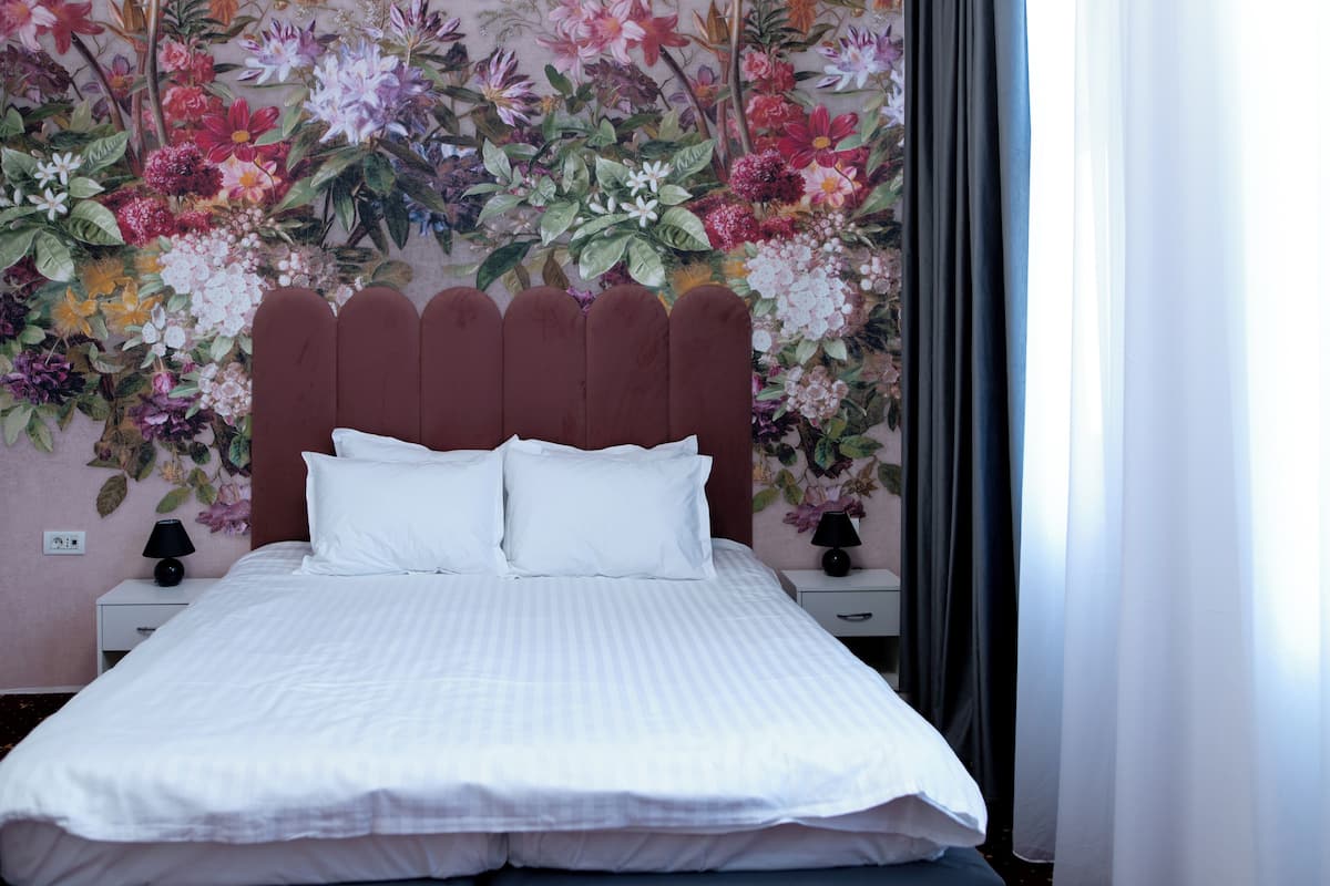 Family Apartment | Blackout curtains, iron/ironing board, free WiFi