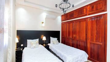 3 Schlafzimmer, Bügeleisen/Bügelbrett, WLAN, Bettwäsche