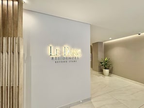 Reception - Le Parc Residences (Quito)