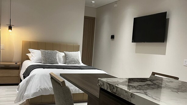 Signature Studio Suite - Le Parc Residences (Quito)