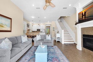 TV - 🧜🏻‍♀️ Miramar Beach Villa 117 | Pool • Priv Beach Access ❄️ (Miramar Beach)