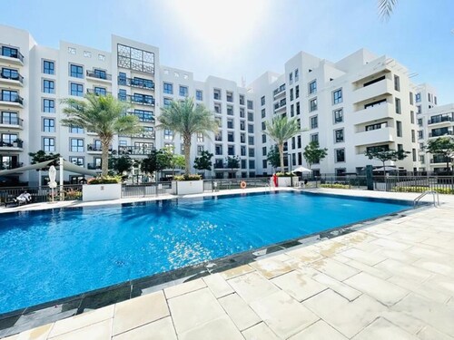 Delightful 2BR Apartment in Town Square Safi 1A, Al Yelayiss 2 by Deluxe Holiday Homes