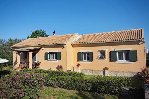 Exterior - Eleni's House by Corfuescapes (Corfu)