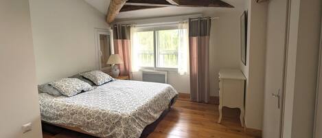 1 chambre, Wi-Fi, draps fournis