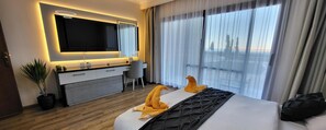 1 bedroom, in-room safe, iron/ironing board, travel cot - Stunning ocean view - quiet *Susi's The View* (Hurghada 1,)
