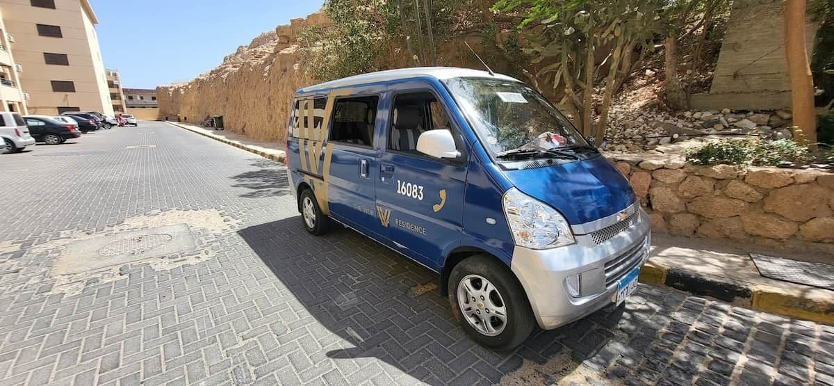 المنطقة المحيطة بالمنشأة
