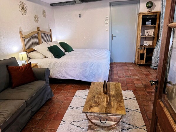 1 chambre, Wi-Fi gratuit, draps fournis