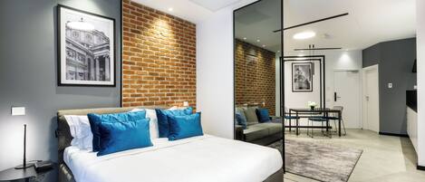 Snail 1 - Superior Apartment | เครื่องนอนป้องกันสารก่อภูมิแพ้, ห้องเก็บเสียง, Wi-Fi ฟรี