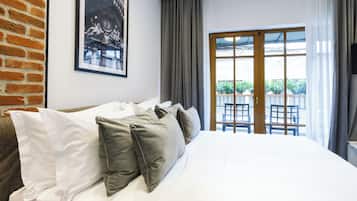 Snail 6 - Deluxe Apartment with terrace | Ropa de cama hipoalergénica, sistema de insonorización, wifi gratis