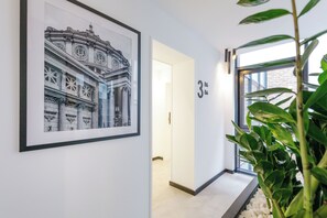 Ropa de cama hipoalergénica, sistema de insonorización, wifi gratis