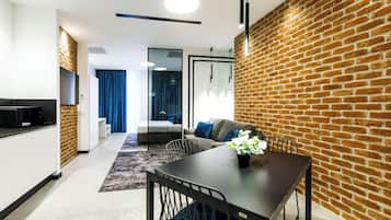 Snail 1 - Superior Apartment | Allergitestet sengetøy, lydisolert og wi-fi (inkludert)