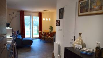 TV connectée, table de tennis de table