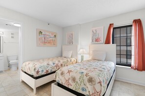 4 bedrooms, WiFi, bed sheets