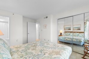 4 bedrooms, WiFi, bed sheets