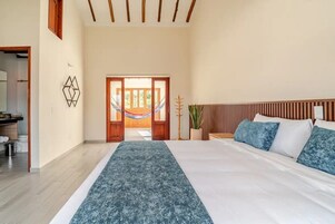 Ropa de cama de alta calidad, cubrecamas y colchones con pillow-top 