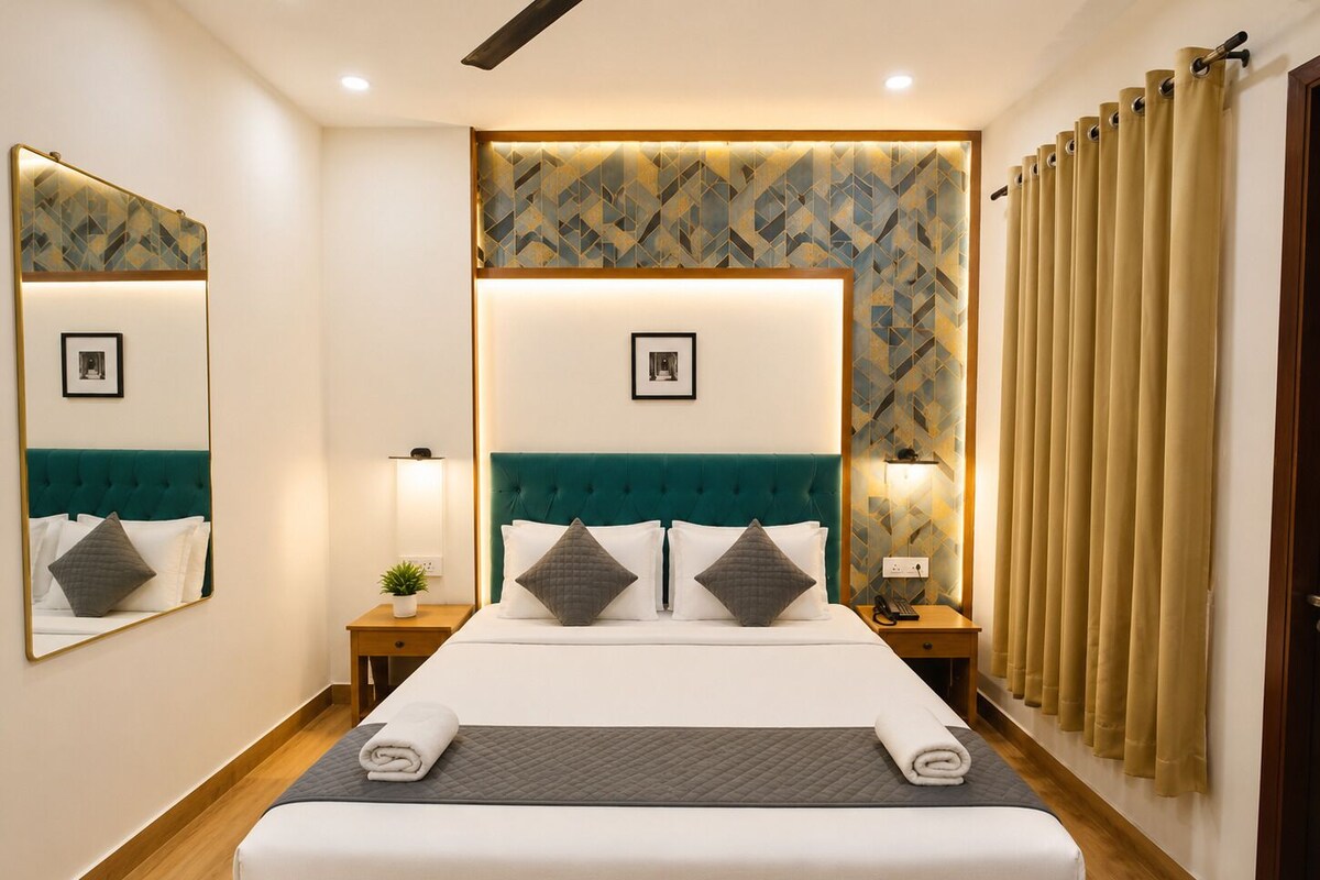 Deluxe Double Room | In-room safe, desk, laptop workspace, free WiFi