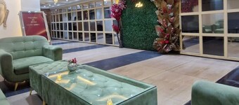 Hotel Silver Saffron Peeragarhi