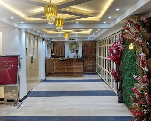 Hotel Silver Saffron Peeragarhi