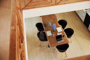 Dining - Grande Maison Charmante au Milieu des Chevaux. Logement Insolite Dans Ecuries! (Plonéour-Lanvern)