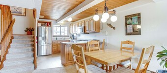 Fraser Mountain Retreat w/ Resort Amenities!