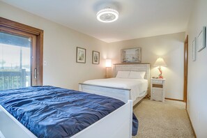 Apartment (2 Bedrooms) | Interior - Steps to OC Boardwalk! Family Beach Retreat (Ocean City)