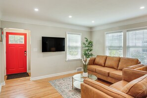 House (4 Bedrooms) | Interior