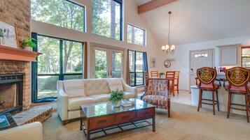 House (3 Bedrooms) | Front of property