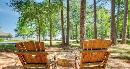 Cape Royale Home w/ Deck - Walk to Lake Livingston