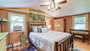 House (1 Bedroom) | Interior