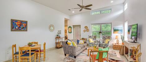 House (3 Bedrooms) | Front of property