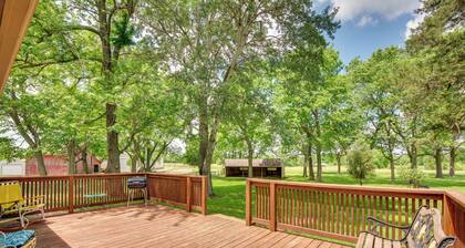 Peaceful Garden City Getaway w/ Grill & Fire Pit